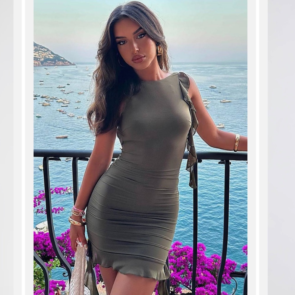 NWT whitefoxboutique dress